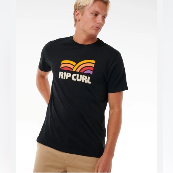 Rip Curl Surf Revival Capture Tee Size 2XL XXL Black Standard Fit Surfer - Picture 1 of 9